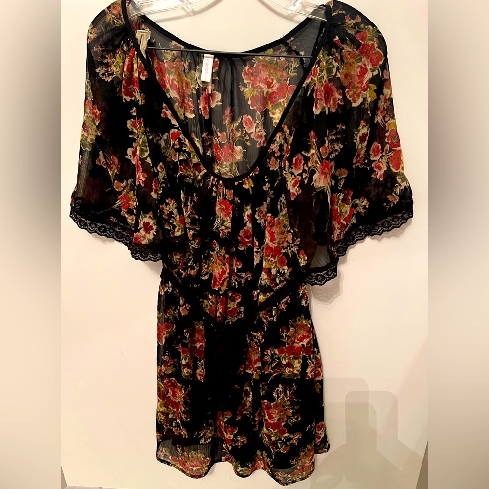 Xhileration dress size small